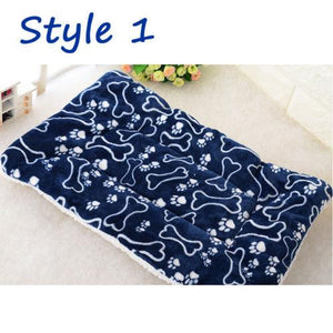 Hot Selling Pet Dog Cat Mats S-XL Large Small Mats Soft Warm Dog Cat Pet Mat Bed Pad Self Heating Rug Thermal Washable Pillow