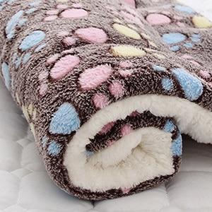 Soft Flannel Pet Mat Dog Bed Thicken Warm Cat Dog Blanket Puppy Sleeping Cover Towel Cushion for small Medium Large Dogs